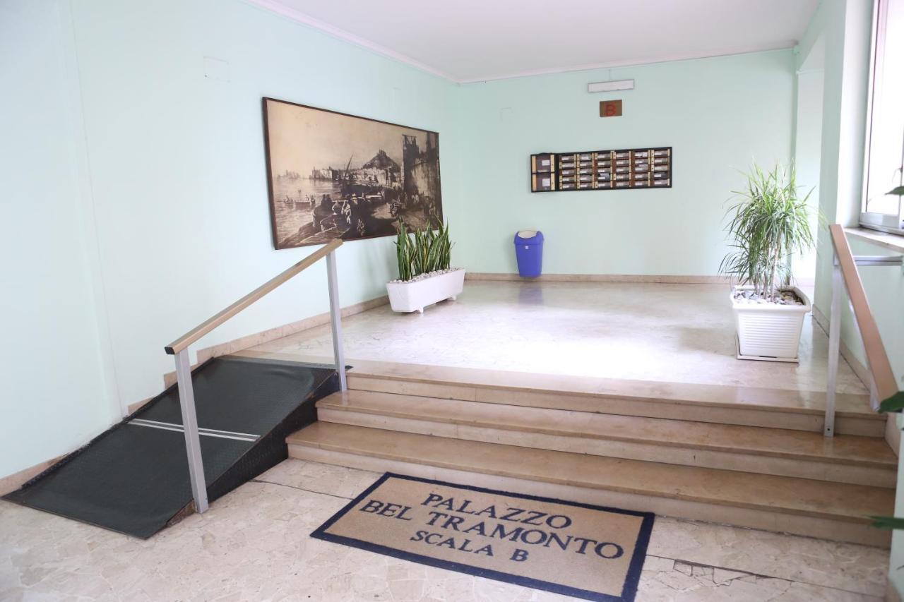 Costa Apartment Неаполь Экстерьер фото